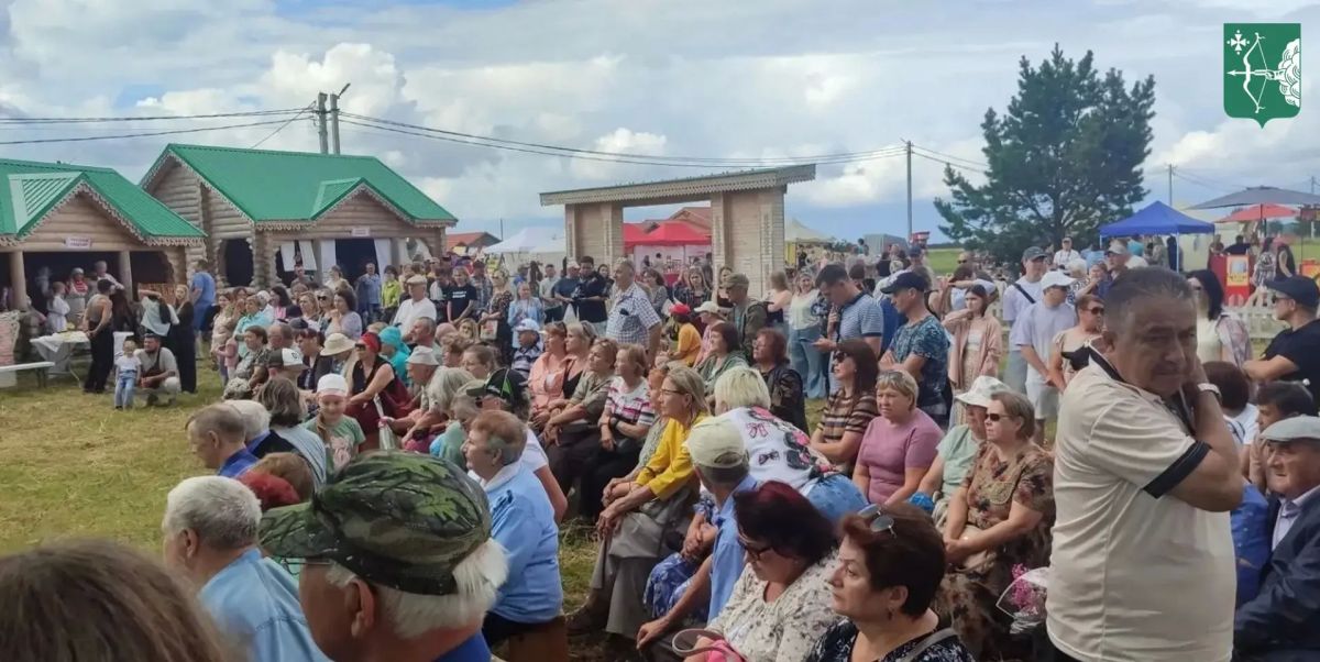 Любовь говорит на разных языках, но её мелодия понятна всем Любовь говорит на разных языках, но её мелодия понятна всем