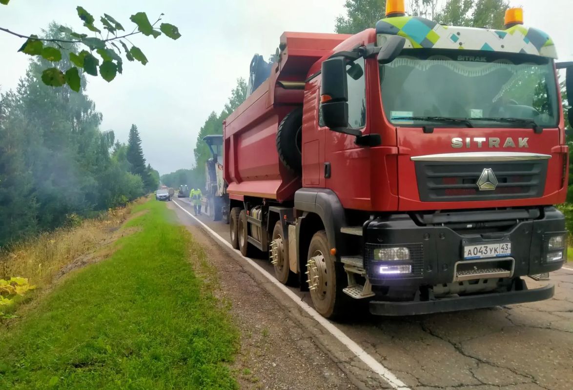 В Кумёнском районе ремонтируют 4,3 км трассы Плотники – Вожгалы – Богородское – Уни