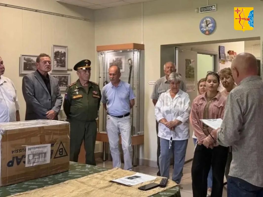Личные вещи уроженца Кировской области, героя Великой Отечественной войны, капитана и штурмана авиационного полка Александра Машковцева переданы в Музей воинской славы Личные вещи уроженца Кировской области, героя Великой Отечественной войны, капитана и штурмана авиационного полка Александра Машковцева переданы в Музей воинской славы