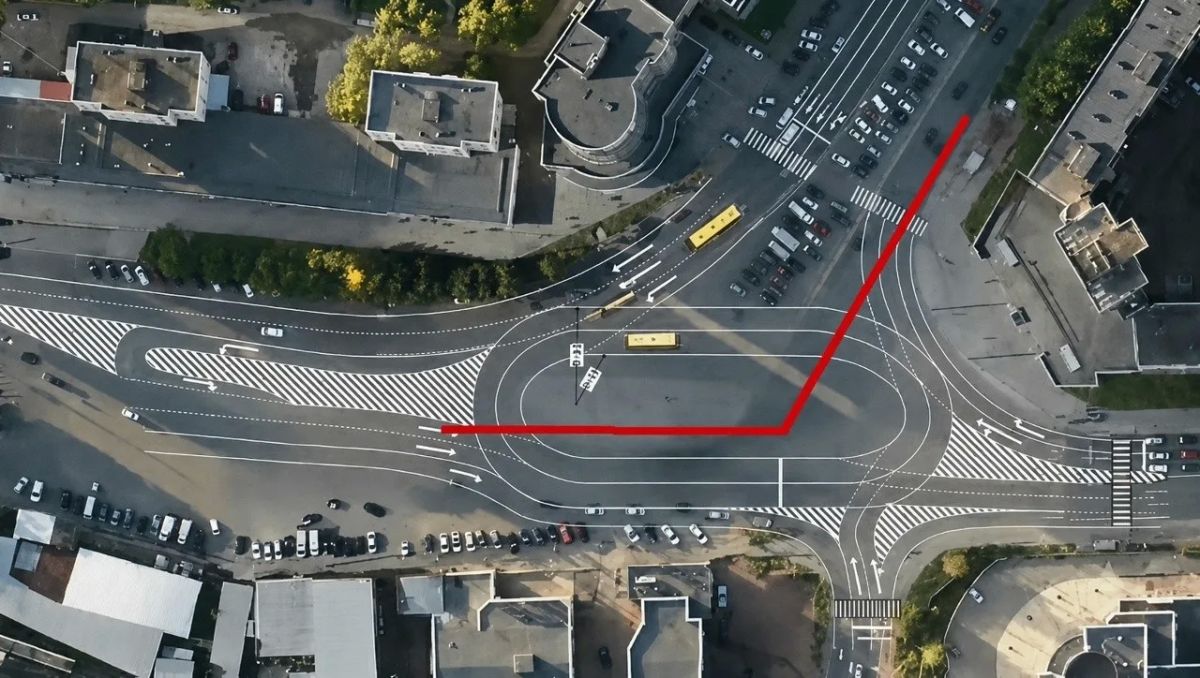 На Комсомольской площади проверят работу новой схемы движения