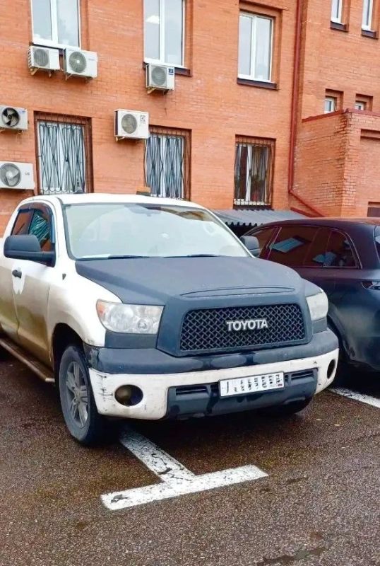 Судебные приставы Кирова взыскали долг по штрафам ГИБДД с транспортной компании через изъятие автомобиля в Подмосковье