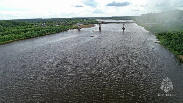 В Кирове во время купания в Вятке пропал подросток