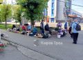 Традиционная и онлайн-торговля никак не победят уличную