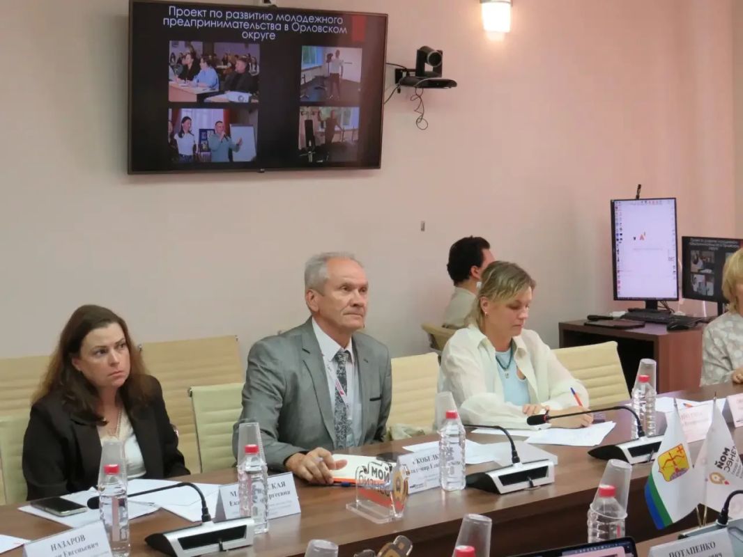 В Кировской области обсудили проект стратегии развития предпринимательства по поручению Губернатора Александра Соколова В Кировской области обсудили проект стратегии развития предпринимательства по поручению Губернатора Александра Соколова