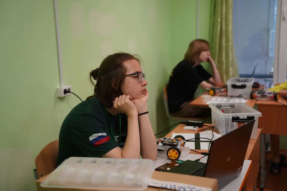 Дети погрузились в проектную и лагерную жизнь «Вишкиля» Дети погрузились в проектную и лагерную жизнь «Вишкиля»