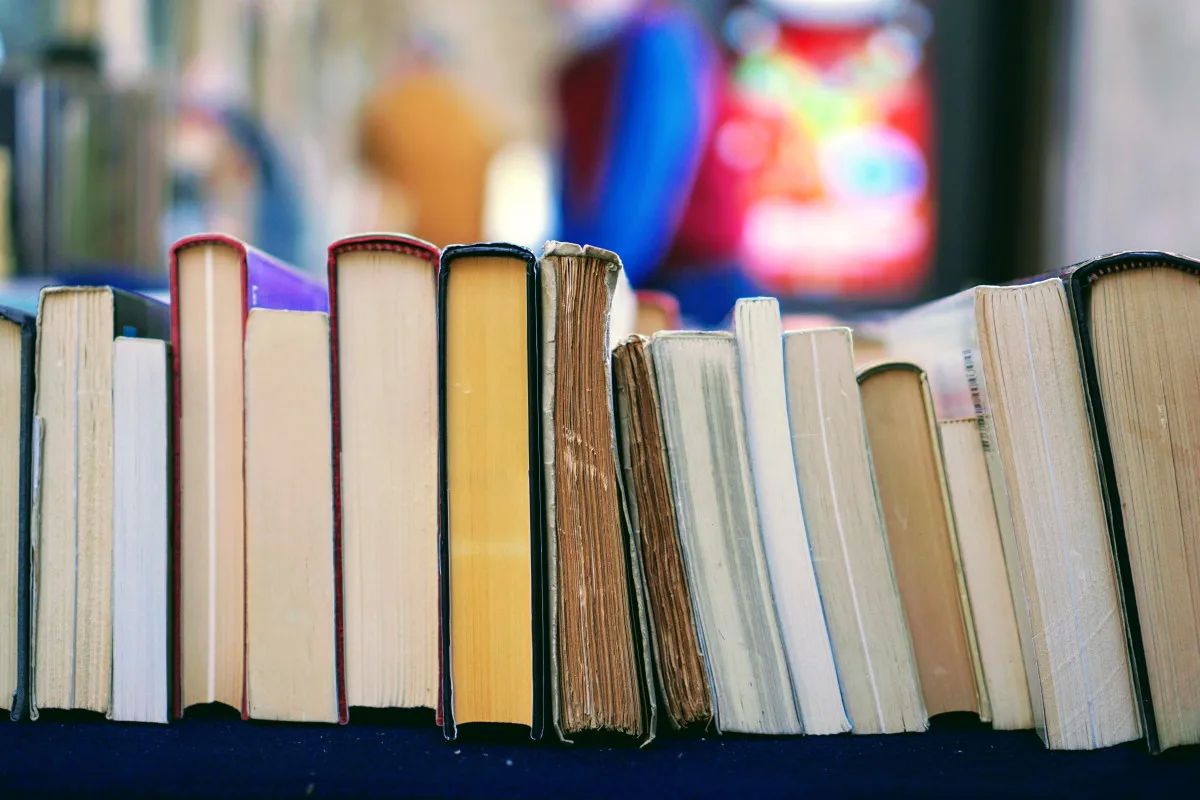 В России обновили перечень книг с упоминаниями наркотических средств, подлежащих обязательной маркировке