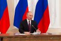 Президент России Владимир Путин наградил медалью ордена «Родительская слава» семьи из Кировской области