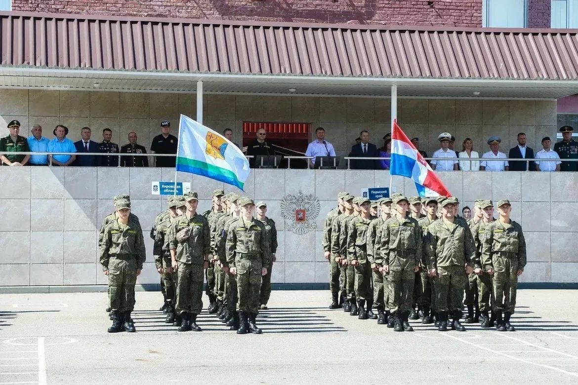 Команда Кировской области выступает на сборах «Гвардеец» ПФО в Пензе Команда Кировской области выступает на сборах «Гвардеец» ПФО в Пензе