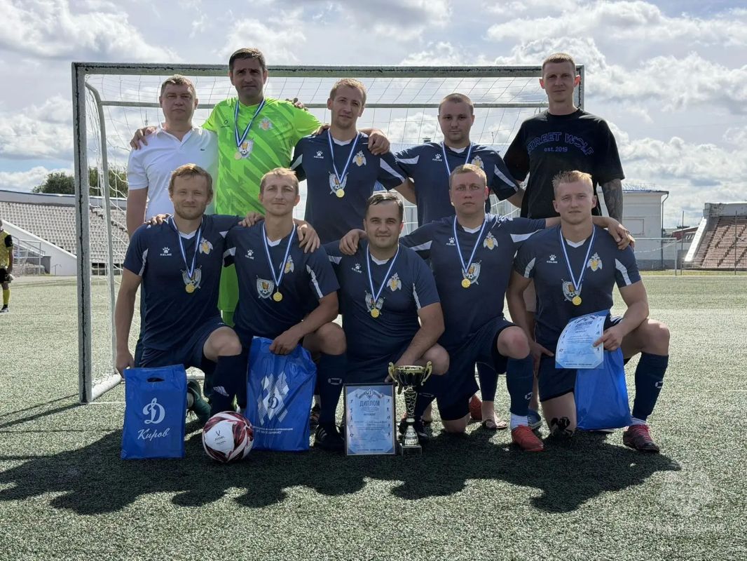 Лучший подарок в День физкультурника - стать чемпионом! Лучший подарок в День физкультурника - стать чемпионом!