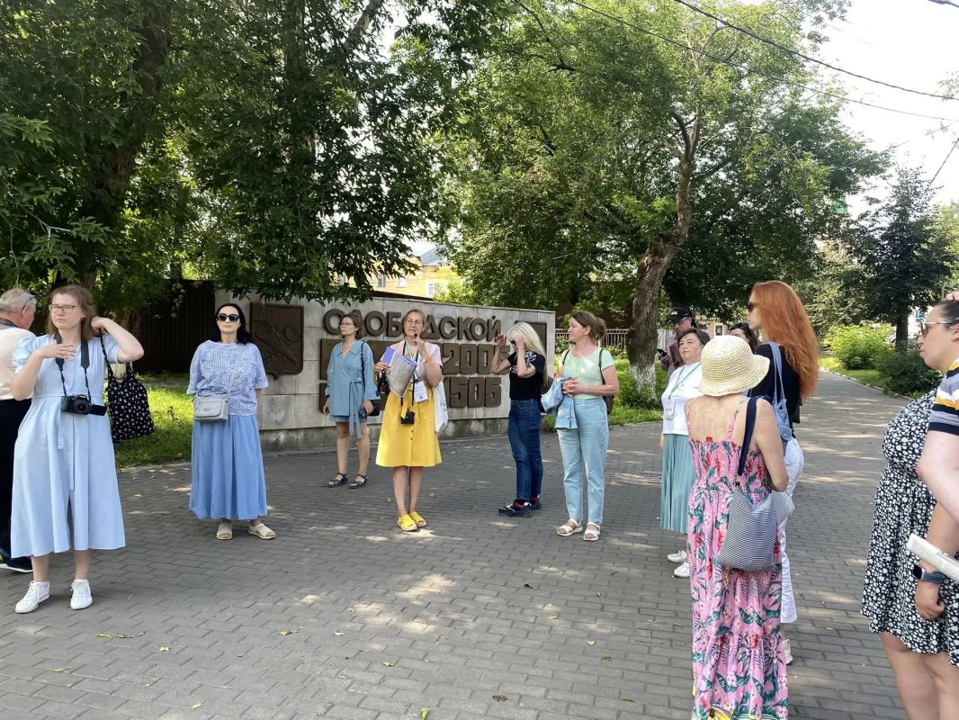 Федеральные журналисты увидели жемчужины Вятского края Федеральные журналисты увидели жемчужины Вятского края