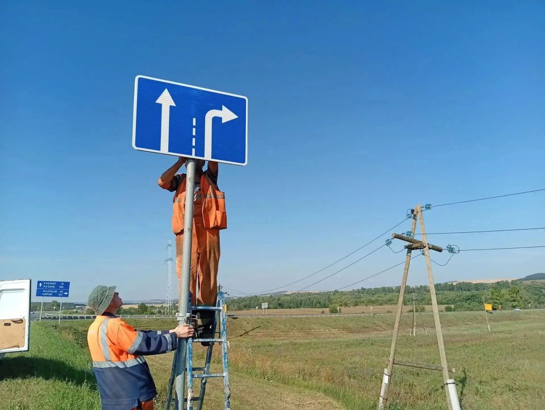 Будни «Вятавтодор». Дорожные управления работают, чтобы вы ехали без проблем Будни «Вятавтодор». Дорожные управления работают, чтобы вы ехали без проблем