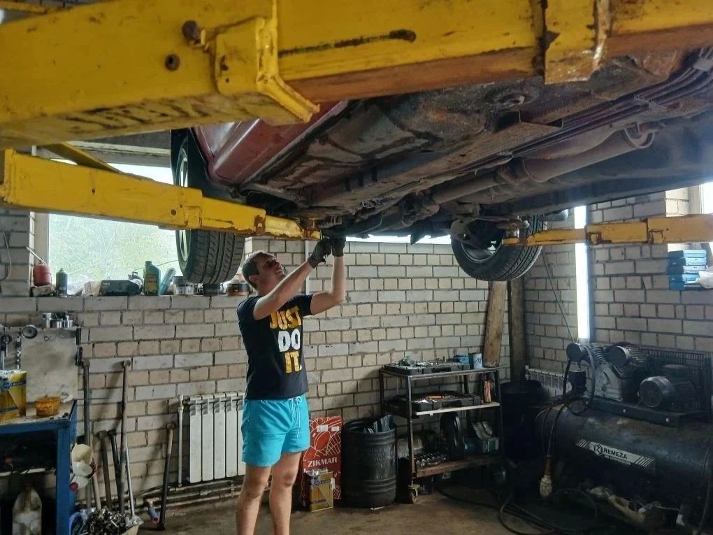 Многодетный отец при помощи соцконтракта открыл автомастерскую Многодетный отец при помощи соцконтракта открыл автомастерскую