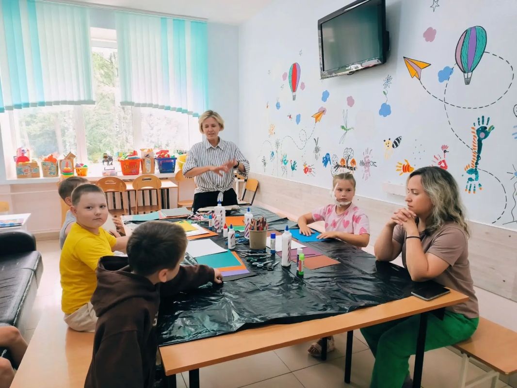 Больница с душой: как рисунки на стенах помогают кировским детям в борьбе с болезнью Больница с душой: как рисунки на стенах помогают кировским детям в борьбе с болезнью