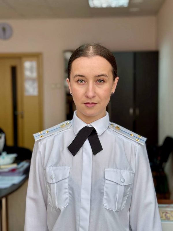 Анна Седых – человек, в котором удивительным образом сочетаются твердость характера, доброта и женская хрупкость Анна Седых – человек, в котором удивительным образом сочетаются твердость характера, доброта и женская хрупкость