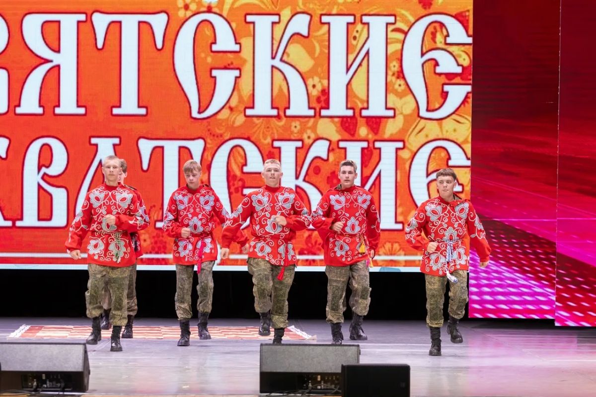 Кировские гвардейцы активно принимают участие в сборах Кировские гвардейцы активно принимают участие в сборах