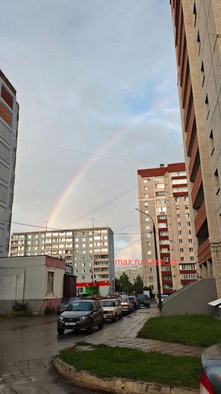 Радуга после дождя сейчас в Кирове Радуга после дождя сейчас в Кирове