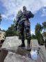 В Кирове установили скульптуру солдата-участника СВО
