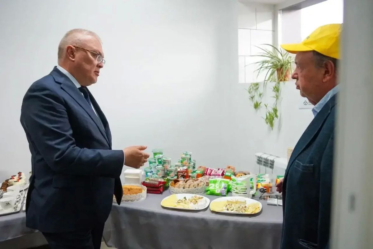 Александр Соколов: Отличным примером возрождения села стало молодое инновационное предприятие «Экоферма «Ильинская» Александр Соколов: Отличным примером возрождения села стало молодое инновационное предприятие «Экоферма «Ильинская»