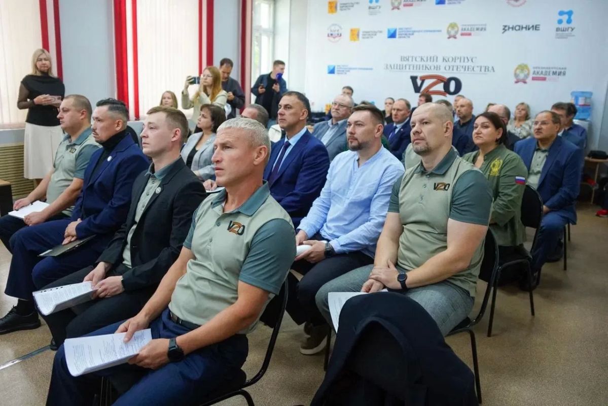 Александр Соколов: Участники первого потока Вятского корпуса Защитников Отечества представили выпускные работы Александр Соколов: Участники первого потока Вятского корпуса Защитников Отечества представили выпускные работы