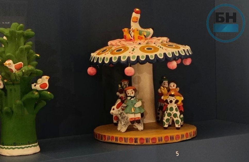 Дымковская игрушка едет в Индию