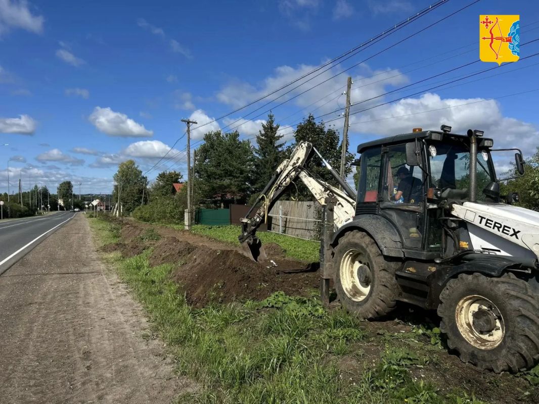 В Кировской области в текущем дорожном сезоне построят 6 километров тротуаров вдоль региональных и межмуниципальных трасс, проходящих через населенные пункты В Кировской области в текущем дорожном сезоне построят 6 километров тротуаров вдоль региональных и межмуниципальных трасс, проходящих через населенные пункты