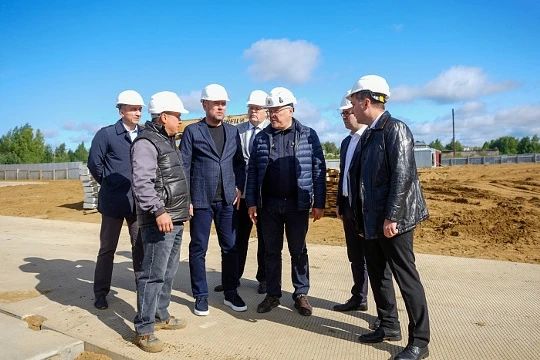Для новой школы в Котельниче создают фундамент Для новой школы в Котельниче создают фундамент