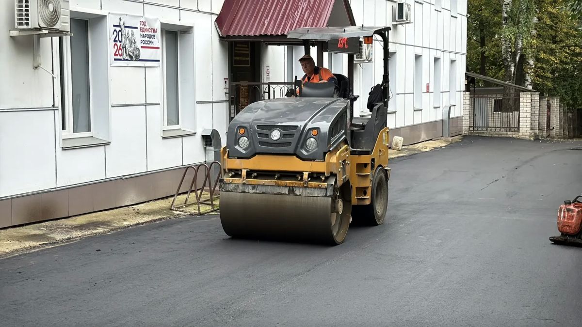 До конца строительного сезона в Кирове отремонтируют более 100 тротуаров
