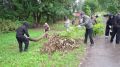 В парках Кирова прошли масштабные субботники
