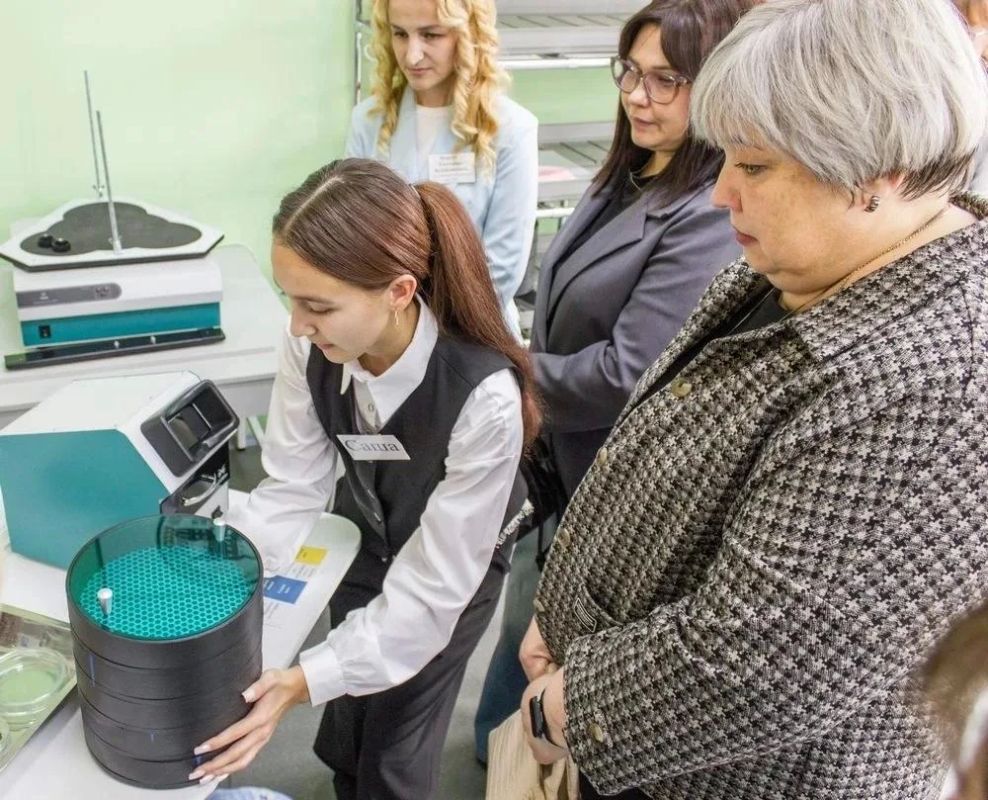 В Уржуме открыт агротехкласс в рамках нацпроекта «Технологическое обеспечение продовольственной безопасности» В Уржуме открыт агротехкласс в рамках нацпроекта «Технологическое обеспечение продовольственной безопасности»