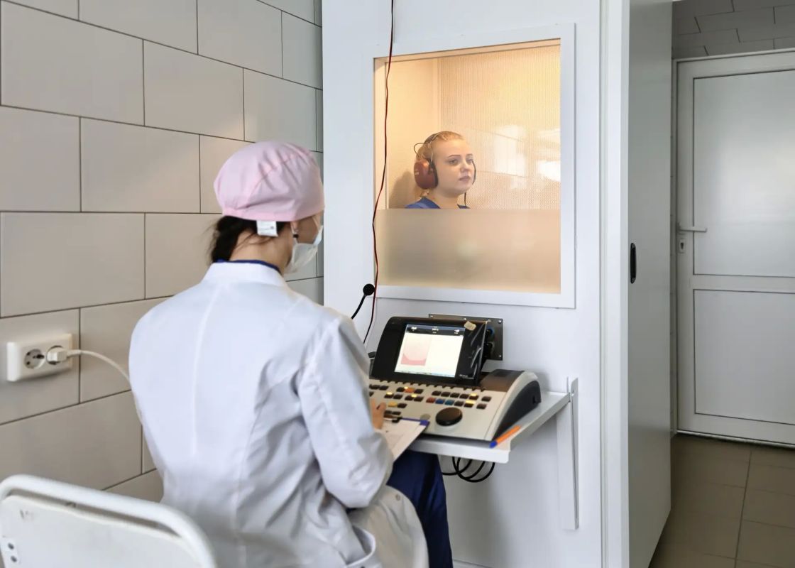 Новое оборудование для проверки слуха поступило в Кировскую областную клиническую больницу Новое оборудование для проверки слуха поступило в Кировскую областную клиническую больницу