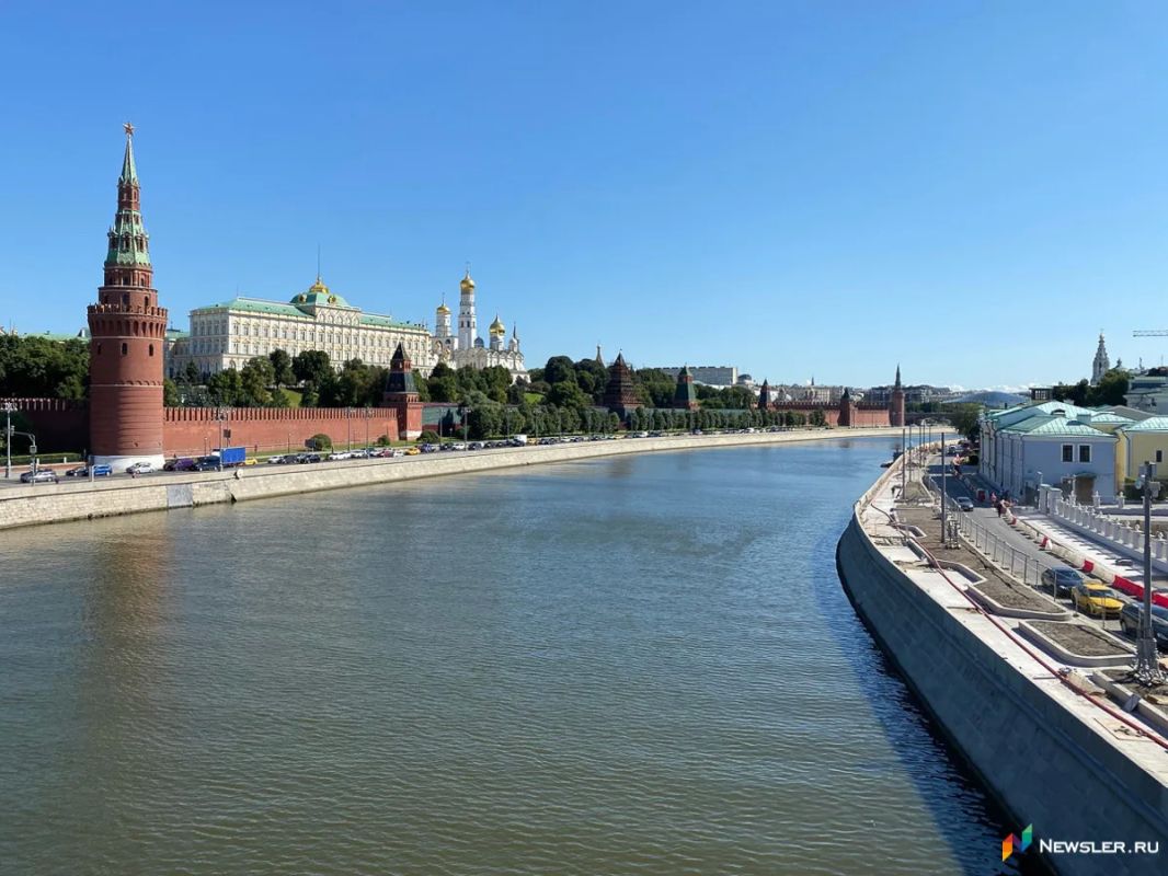 Минэкономразвития выбрало восемь крупных компаний для возможного частичного переезда структур за пределы Москвы