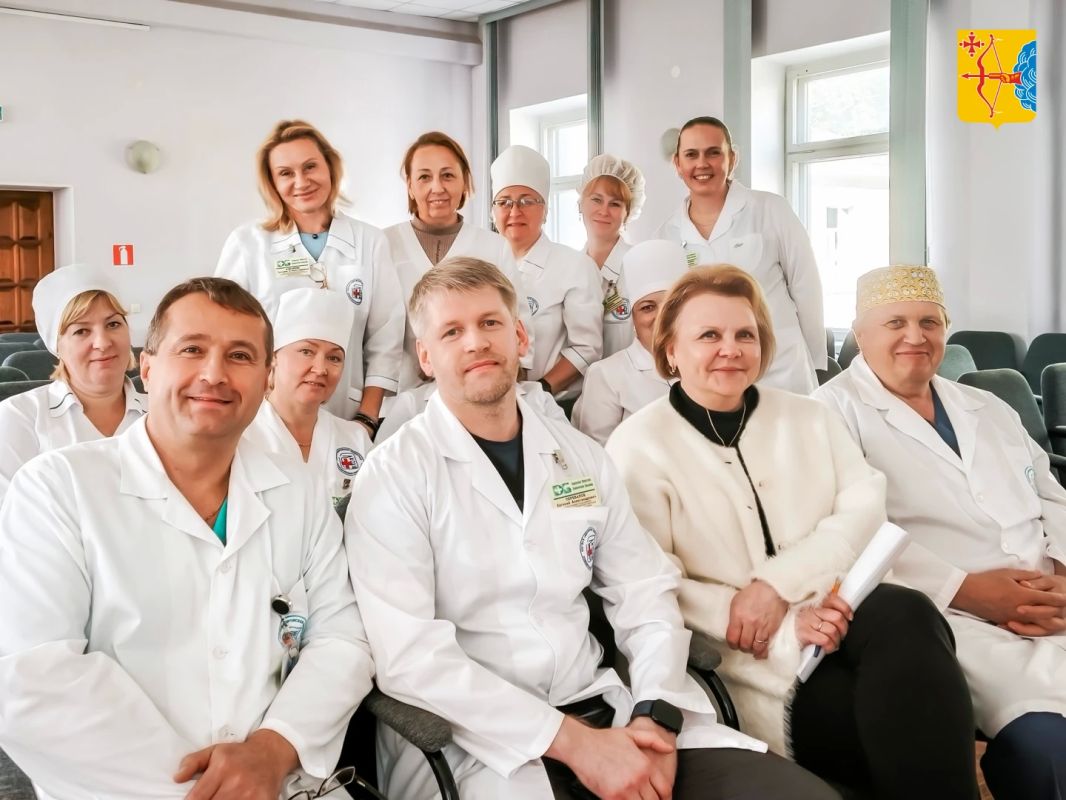 25 молодых врачей и медицинских сестёр начали самостоятельную работу в 15 отделениях Кировской областной клинической больницы 25 молодых врачей и медицинских сестёр начали самостоятельную работу в 15 отделениях Кировской областной клинической больницы