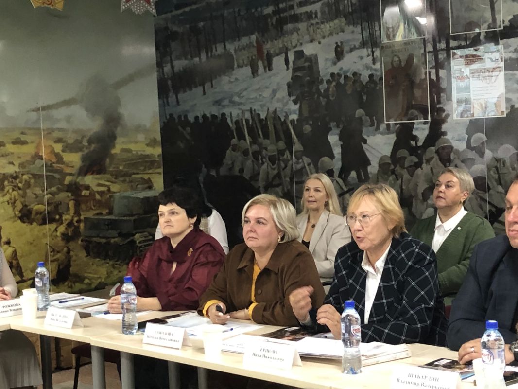 Личный пример героя — сильный инструмент воспитания подрастающего поколения Личный пример героя — сильный инструмент воспитания подрастающего поколения