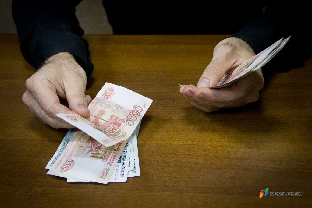 47-летний житель Вятских Полян погасил долг по алиментам после получения наследства