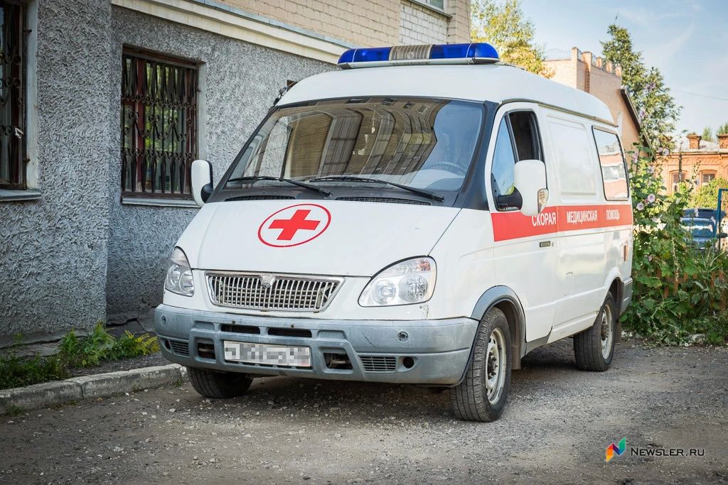 В Афанасьевском районе при перемещении строительных лесов возле ЛЭП погиб рабочий