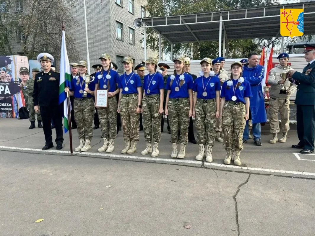 Команда «Беркут» из Зуевки заняла третье место на Всероссийском этапе военно-патриотической игры «Девушки в погонах» Команда «Беркут» из Зуевки заняла третье место на Всероссийском этапе военно-патриотической игры «Девушки в погонах»