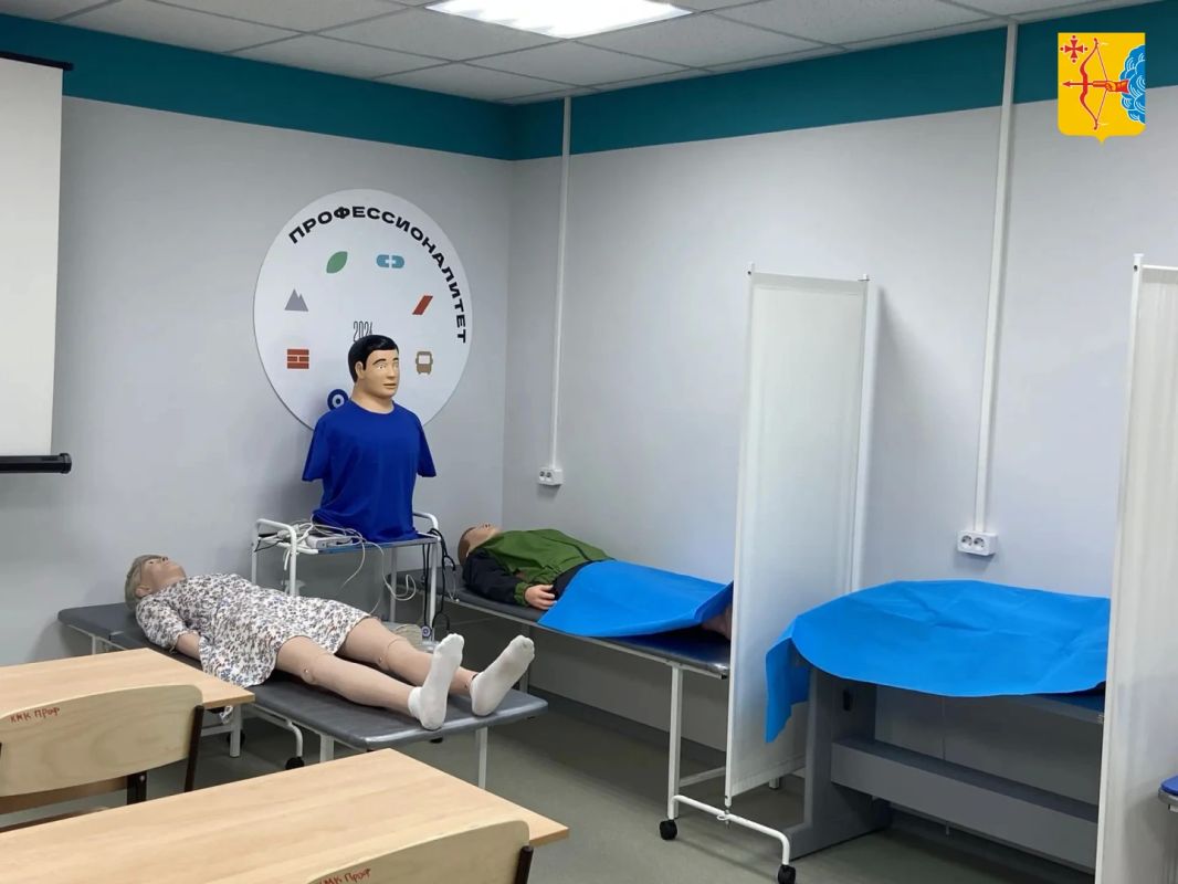 В Кировском медицинском колледже и его филиалах в Котельниче, Уржуме, Омутнинске и Советске учатся 2293 студента по 8 специальностям В Кировском медицинском колледже и его филиалах в Котельниче, Уржуме, Омутнинске и Советске учатся 2293 студента по 8 специальностям