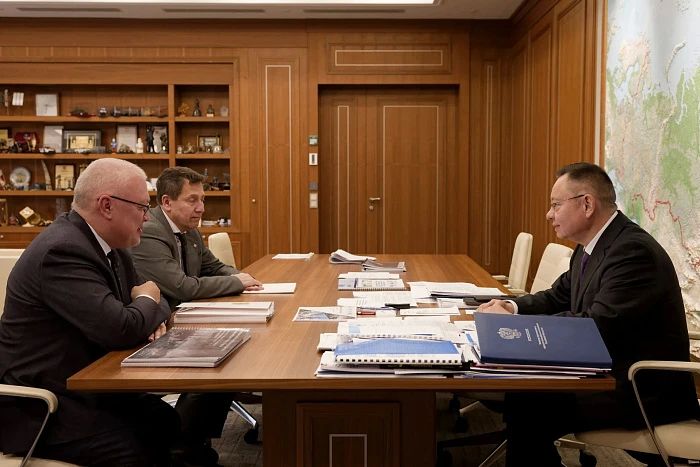 Александр Соколов представил Иреку Файзуллину концепцию исторического облика набережной Вятки