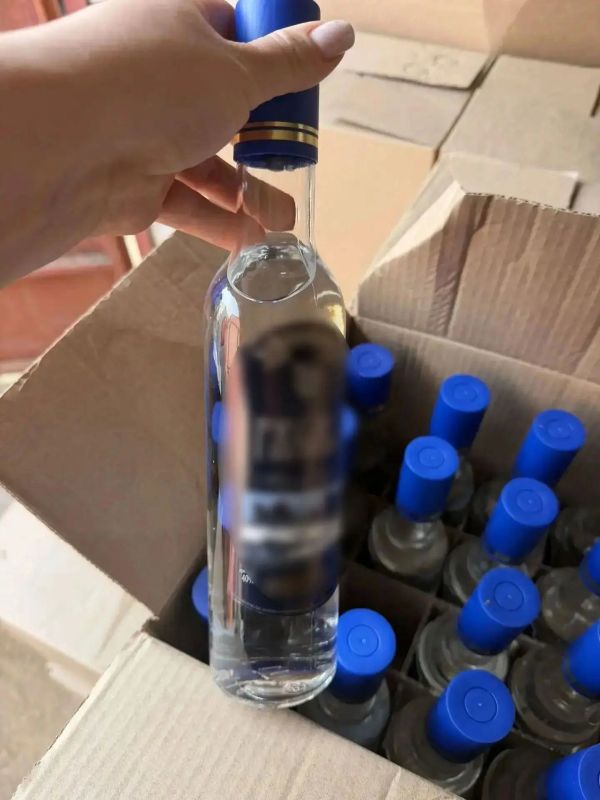 Кировские полицейские накрыли незаконное производство алкоголя Кировские полицейские накрыли незаконное производство алкоголя