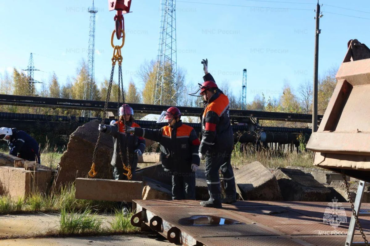 В Кирове на ТЭЦ-4 прошли совместные учения В Кирове на ТЭЦ-4 прошли совместные учения