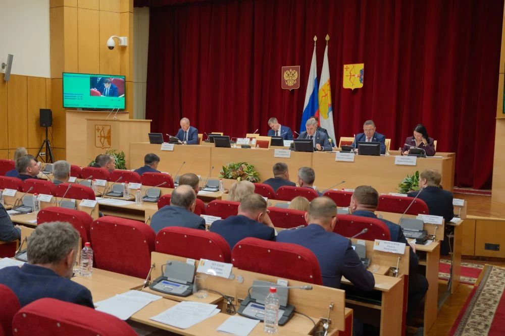 Роман Береснев возглавил ЗСКО, Вячеслав Тимченко сохранил полномочия сенатора от Кировской области