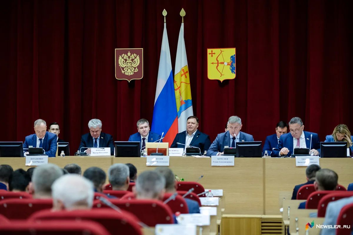 Сегодня, 15 октября, депутаты Заксобрания Кировской области рассмотрят кандидатуры для назначения на должности зампредов правительства