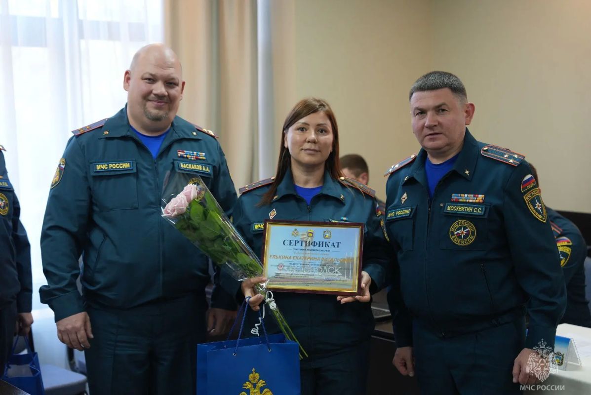 «Мы видим сквозь пепел». Дознаватель отделения надзорной деятельности и профилактической работы Орловского района Екатерина Елькина стала победителем конкурса профмастерства в Приволжье и одной из лучших в России. «Мы видим сквозь пепел». Дознаватель отделения надзорной деятельности и профилактической работы Орловского района Екатерина Елькина стала победителем конкурса профмастерства в Приволжье и одной из лучших в России.