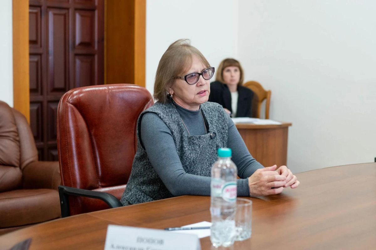 Александр Соколов: Поручил отремонтировать к 1 сентября 2027 года наплавной мост через реку Кама Александр Соколов: Поручил отремонтировать к 1 сентября 2027 года наплавной мост через реку Кама