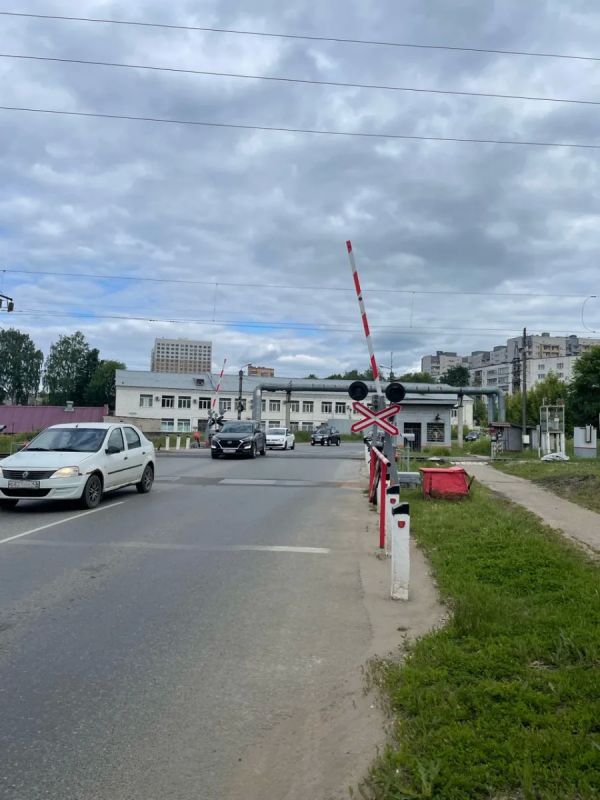 В Кирове временно ограничат движение через железнодорожный переезд на улице Тимирязева