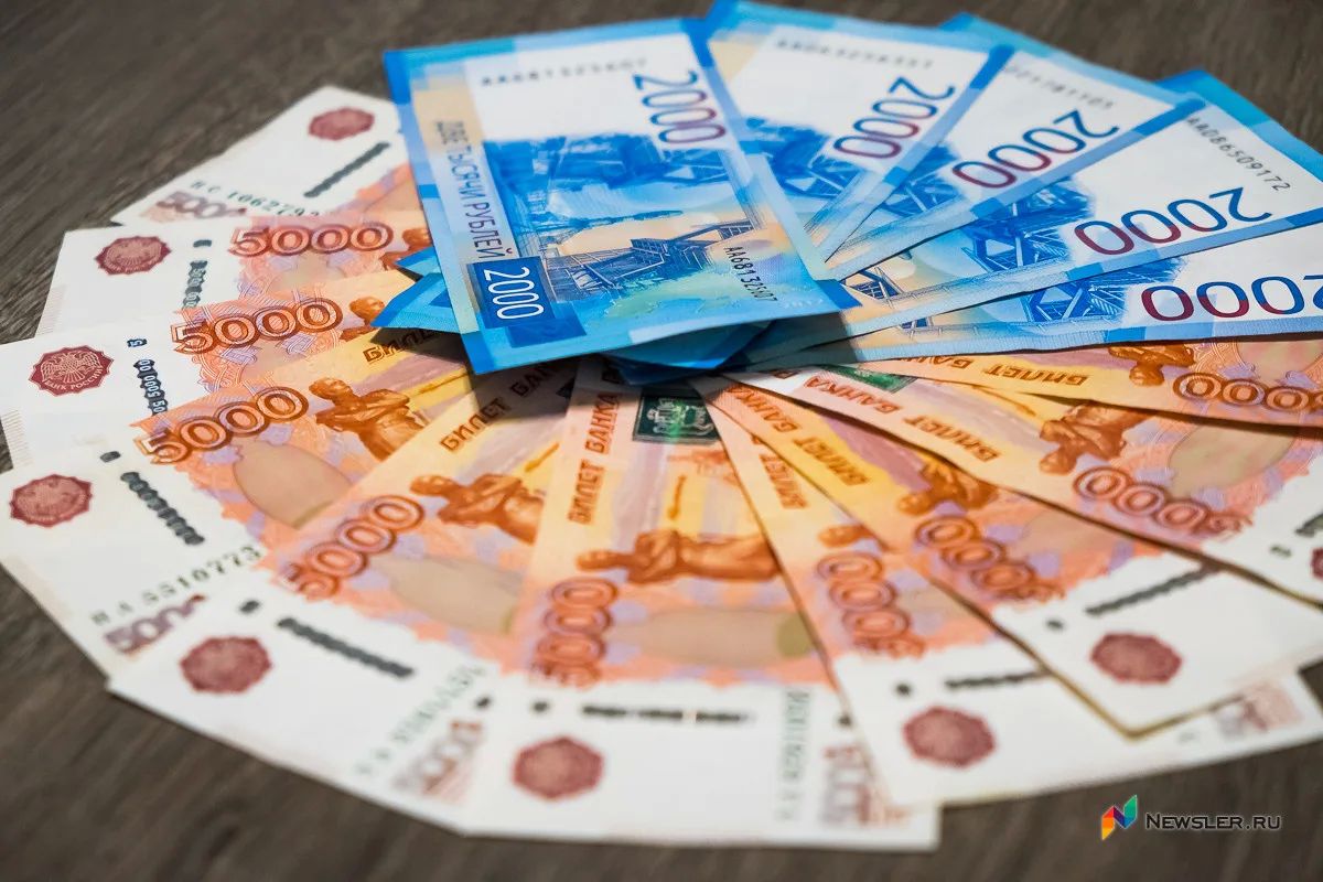 60% жителей Кирова при поиске работы в первую очередь смотрят на зарплату, показал опрос