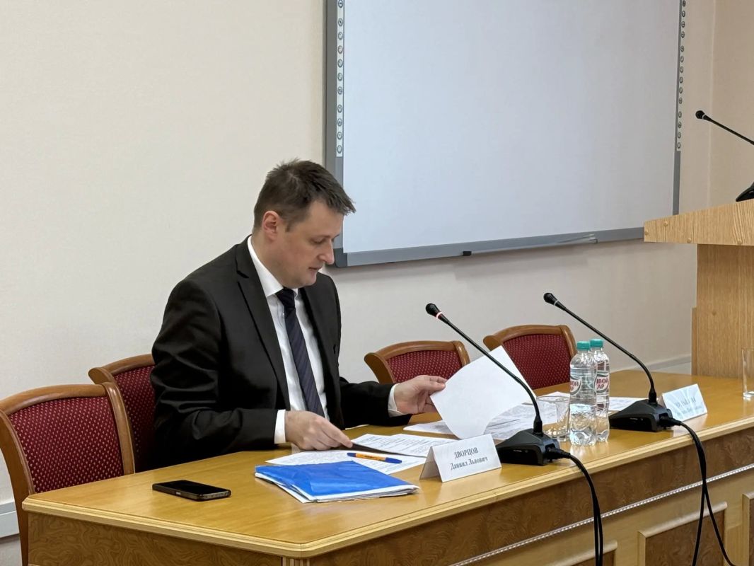 Состоялось первое заседание организационного комитета по подготовке и проведению в Кировской области в 2027 году мероприятий, посвященных 100-летию со дня рождения Александра Филипповича Ведерникова