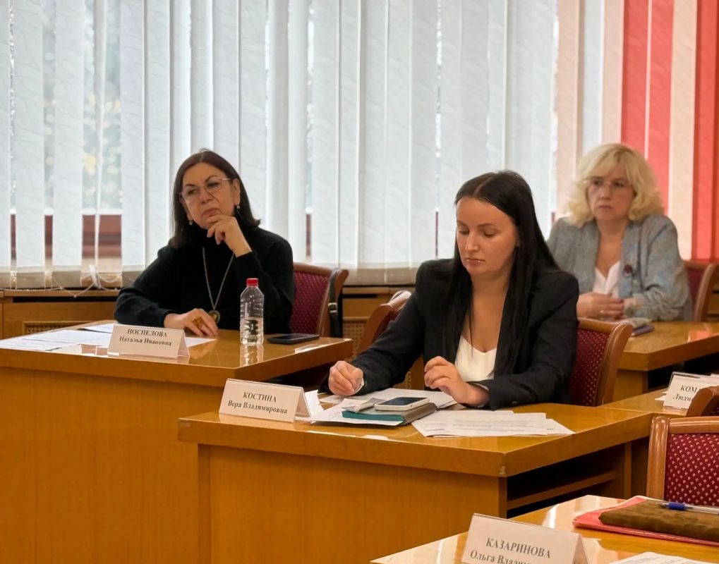 Состоялось первое заседание организационного комитета по подготовке и проведению в Кировской области в 2027 году мероприятий, посвященных 100-летию со дня рождения Александра Филипповича Ведерникова Состоялось первое заседание организационного комитета по подготовке и проведению в Кировской области в 2027 году мероприятий, посвященных 100-летию со дня рождения Александра Филипповича Ведерникова