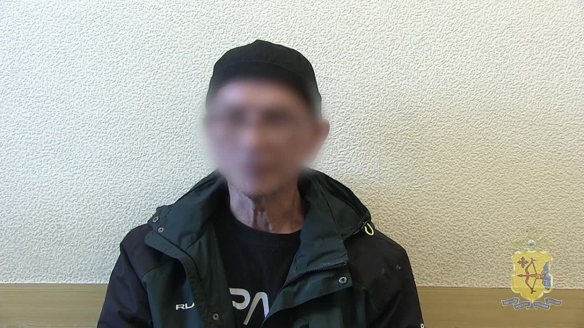 Ранее судимого жителя Кирово-Чепецка изобличили с крупной партией синтетического наркотика