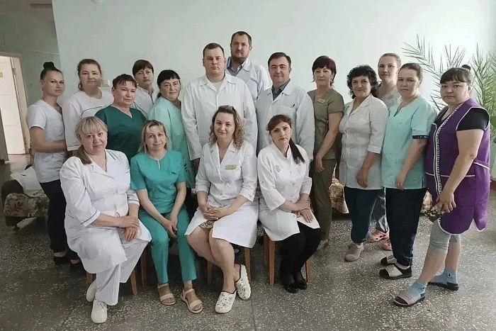 Александр Соколов поручил наградить врачей Уржумской ЦРБ за спасение ребёнка Александр Соколов поручил наградить врачей Уржумской ЦРБ за спасение ребёнка